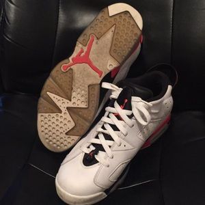 Jordan retro 6 infared